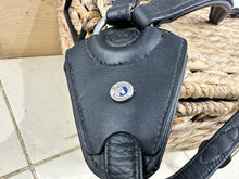 Load image into Gallery viewer, S/H D.T. Saddlery V-Check Elasticated Breastplate - Black- Full