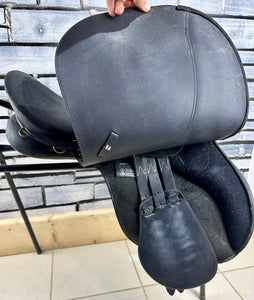 17” MN Changeable Gullet Wintec 2000 GP Saddle - Black