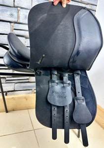 17” Changeable Gullet XW Wintec Wide Saddle - Black