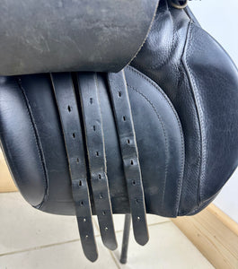 17 1/2” MW Ideal International Event Saddle - Black