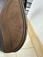 Load image into Gallery viewer, 16 1/2” W/XW Changeable Thorowgood Pony Club GP Saddle - Brown