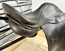 Load image into Gallery viewer, 17” Wide Jeffries Falcon English Event GP Saddle - Brown