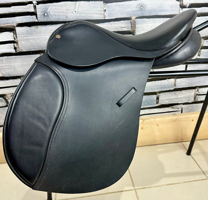 16” Wide Jackie Roberts Pony GP Saddle - Black