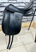 Load image into Gallery viewer, 18” Wide Tech 1 Dressage Saddle - Black