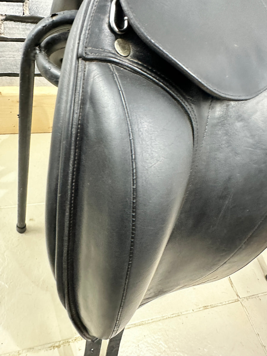 17 1/2” Wide +2 Equipe Emporio Monoflap Dressage Saddle - Black ...