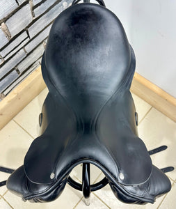 17” Wide +2 1/2” Amerigo Vega Dressage Saddle - Black