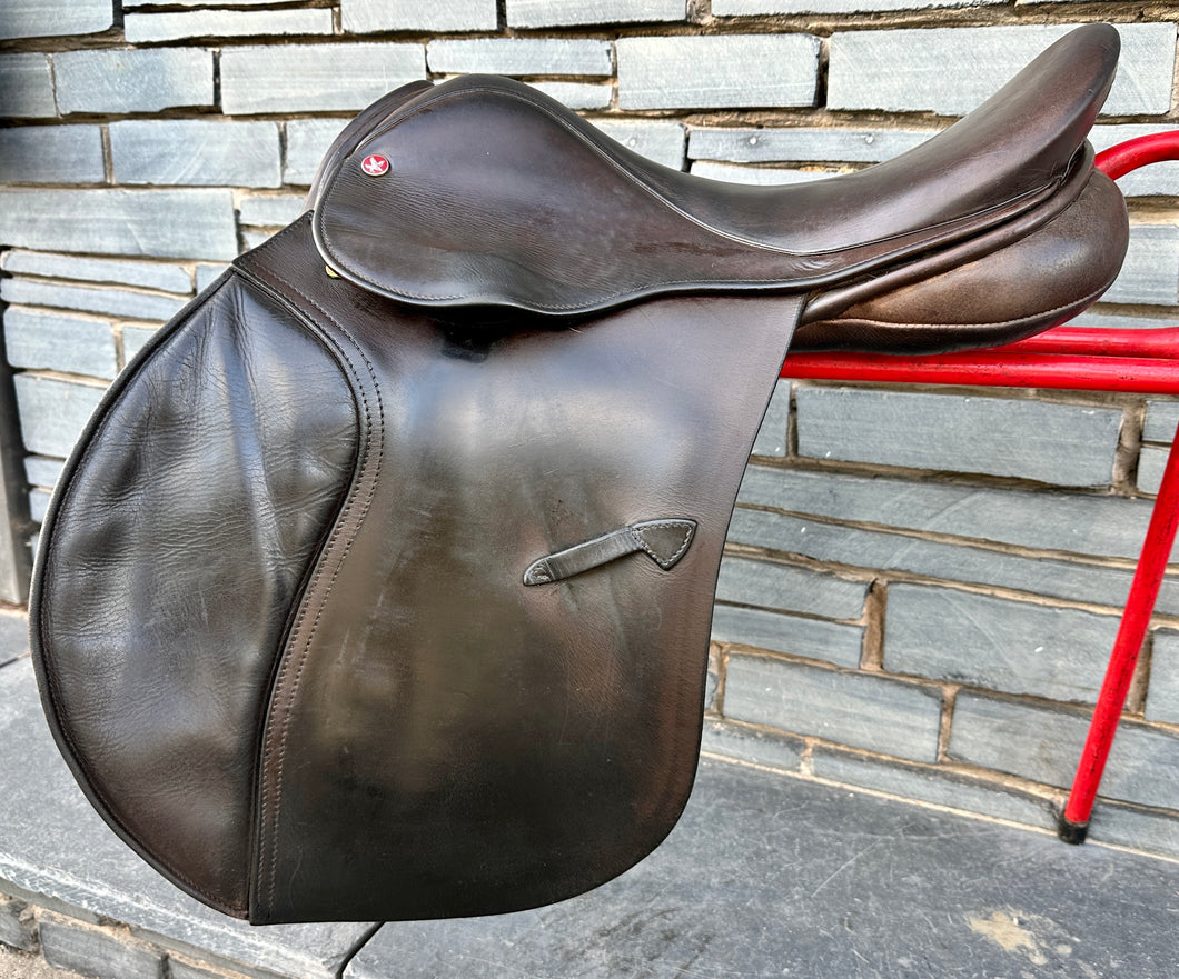 18” Medium Jeffries Falcon Hawk Event Saddle - Brown