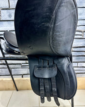 Load image into Gallery viewer, 16 1/2” Wide Ideal Saddlery Cob GP Saddle - Black - XW