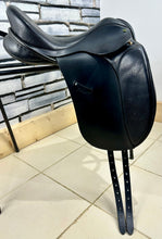 Load image into Gallery viewer, 17 1/2” XW Ideal Jessica Dressage Saddle - Black