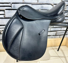 Load image into Gallery viewer, 17” Changeable Gullet/XW GFS Monarch Cob GP Saddle - Black