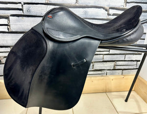 17 1/2” MW Ideal International Event Saddle - Black