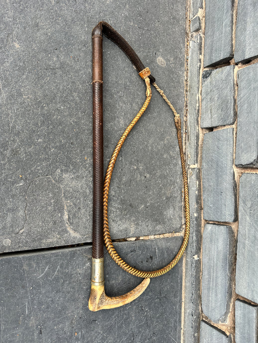 Champion & Wilton Gents Plaited Hunt Whip complete with Rawhide Thong