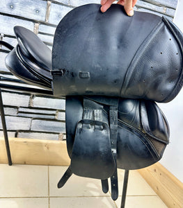 17 1/2” MW Albion Kontrol Jump  Saddle - Black