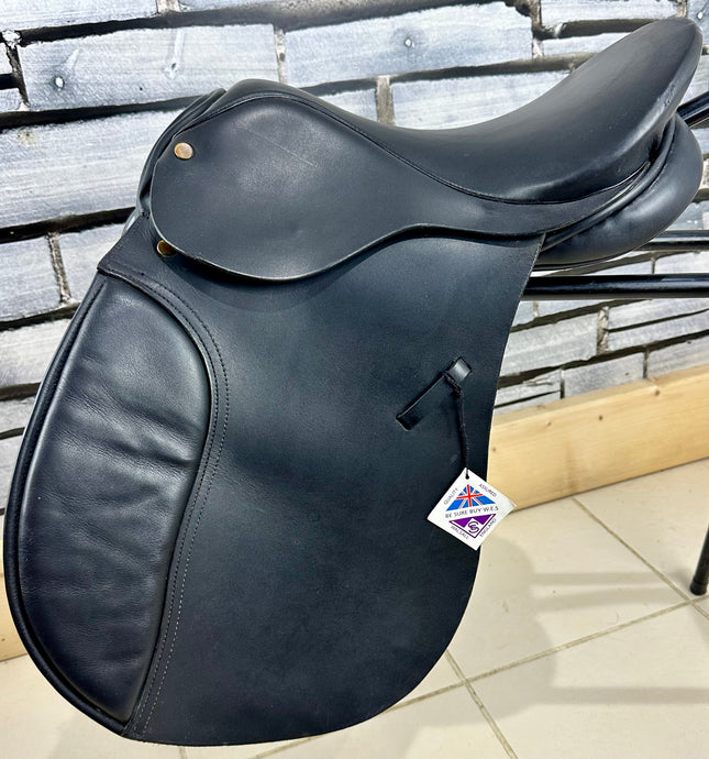 15 1/2” MW Jackie Roberts GP Saddle - Black