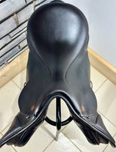 Load image into Gallery viewer, 17 1/2” MN Changeable Gullet Kent &amp; Masters GP Saddle - Brown