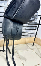 Load image into Gallery viewer, 17” Wide +2 1/2” Amerigo Vega Dressage Saddle - Black