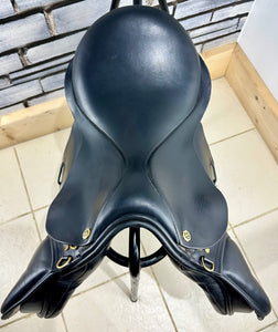 17” Wide Cliff Barnsby GP Saddle - Black