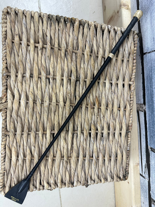 S/H English Made Vintage Eegee Working Hunter Whip - Black