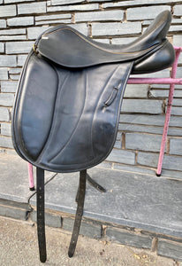 17” Medium Sue Carson Monoflap Dressage Saddle - Black