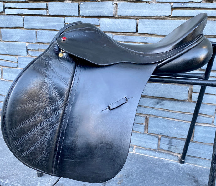 18” Wide Albion K2 GP Saddle - Black