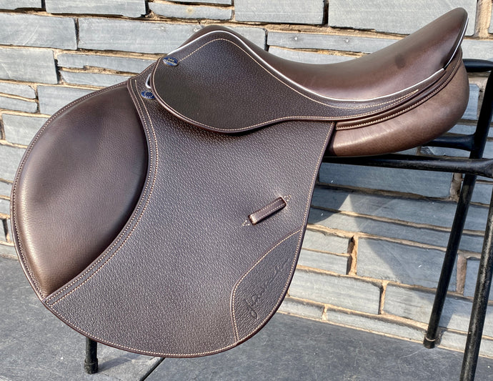 16” MW John Whittaker Rio Pony Jump Saddle - Brown