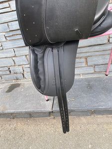 17” Medium Kings Saddlery Dressage Saddle - Black